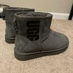 Women size 9 Grey Logo Mini Boot (UGG)